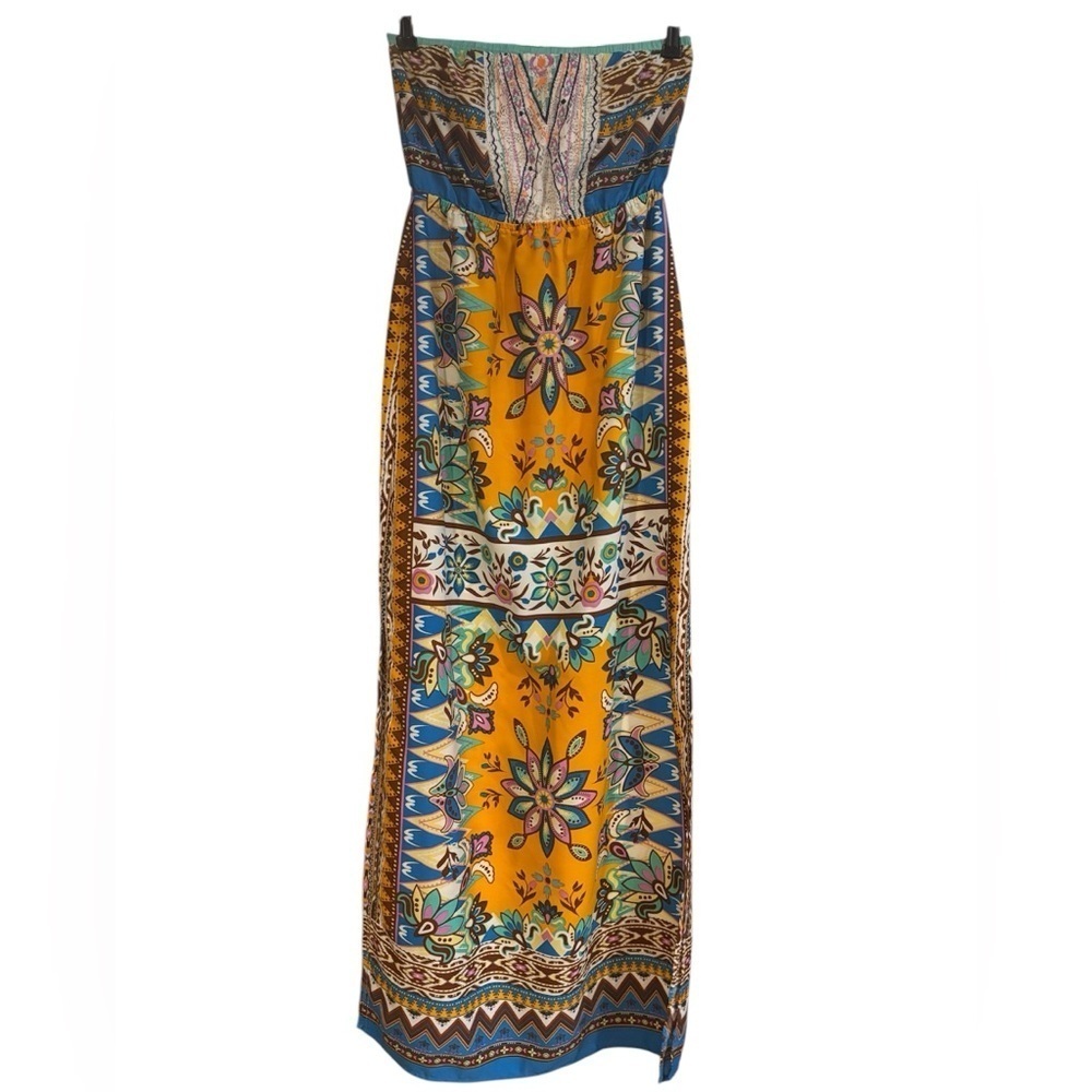 Flying Tomatoe Tube top maxi dress with lace embroidery.